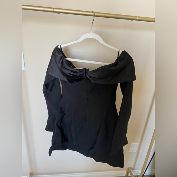 Off shoulder blazer dress NWT - Picture 4 of 7